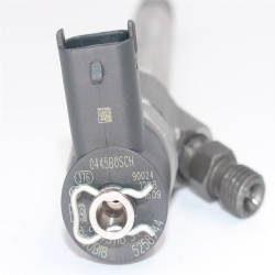Original ISF 2.8 Fuel Injector 5258744 0445110376