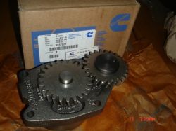 CUMMINS 4BT Oil Pump 3937027